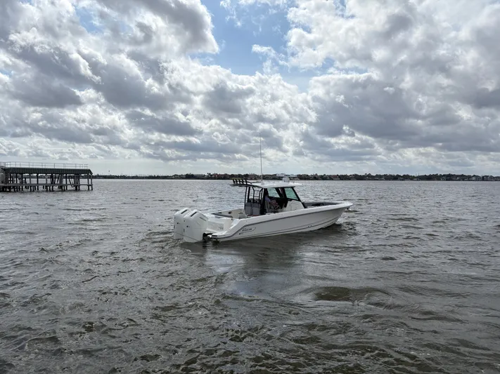 2026 Boston Whaler 360 Outrage Yacht Photos Pics 