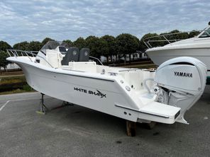 2022 White Shark 240 SC EVO