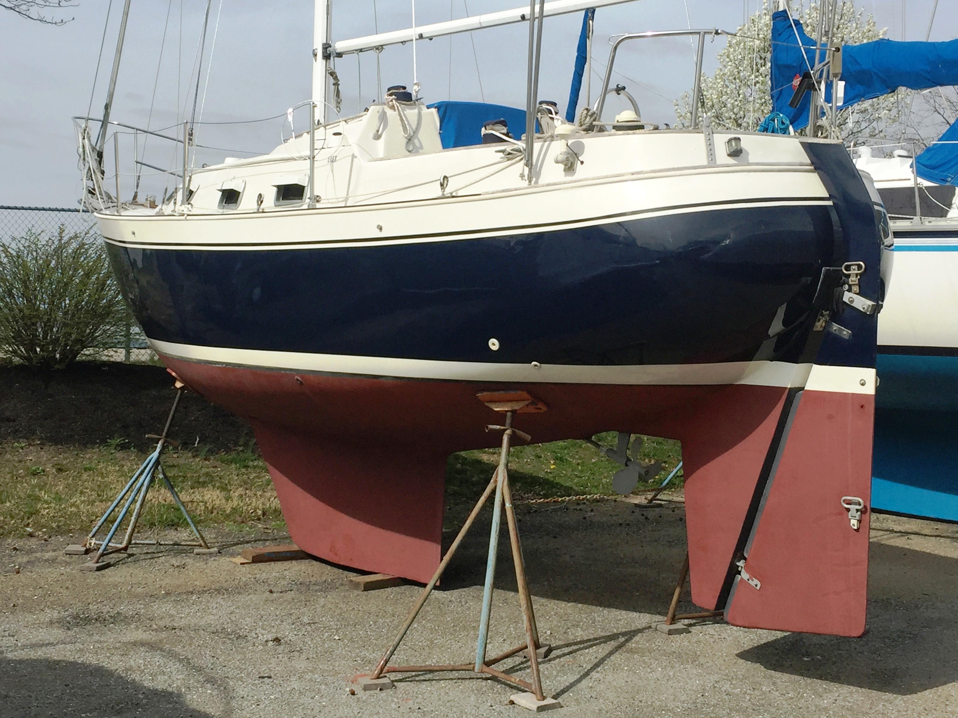 1987 halman horizon 27 cutter sailboat