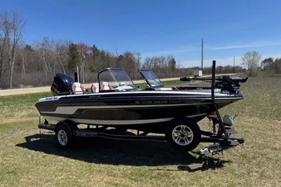 Skeeter Solera 189