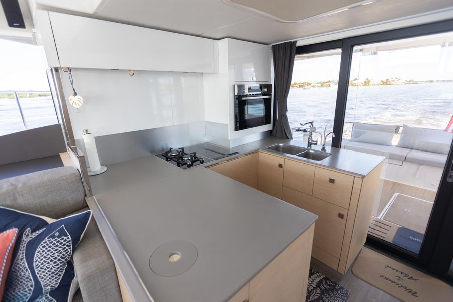 2021 Fountaine Pajot 44