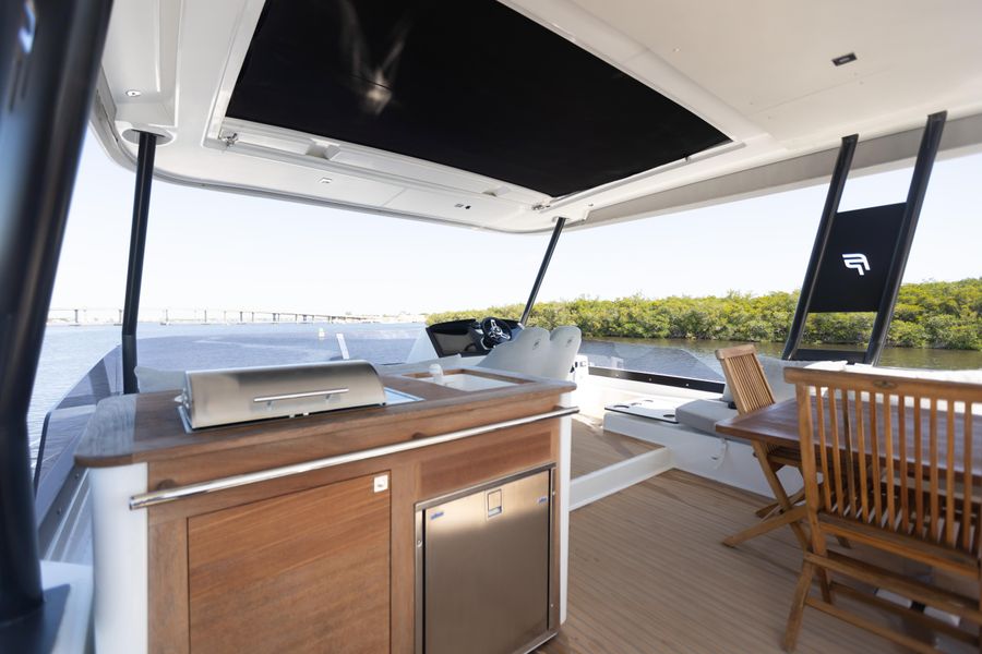 2021 Fountaine Pajot 44