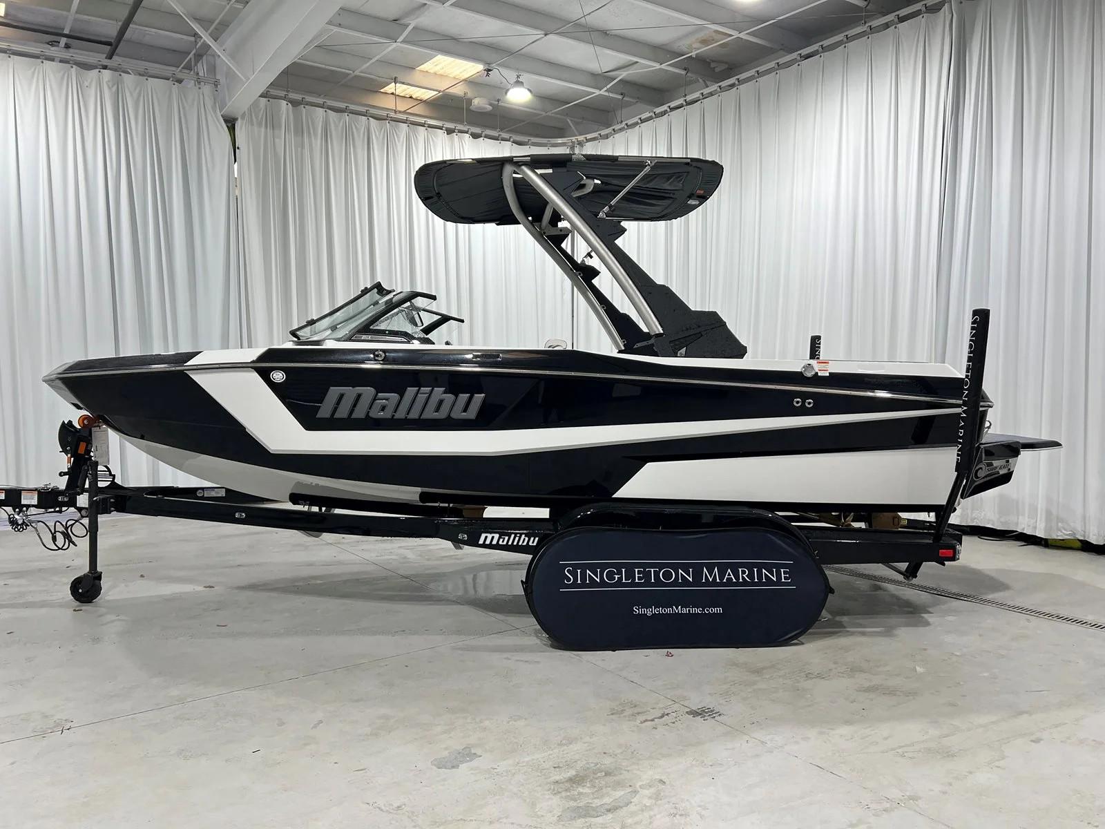 2024 Malibu WAKESETTER 21 LXR Ski and Wakeboard for sale YachtWorld