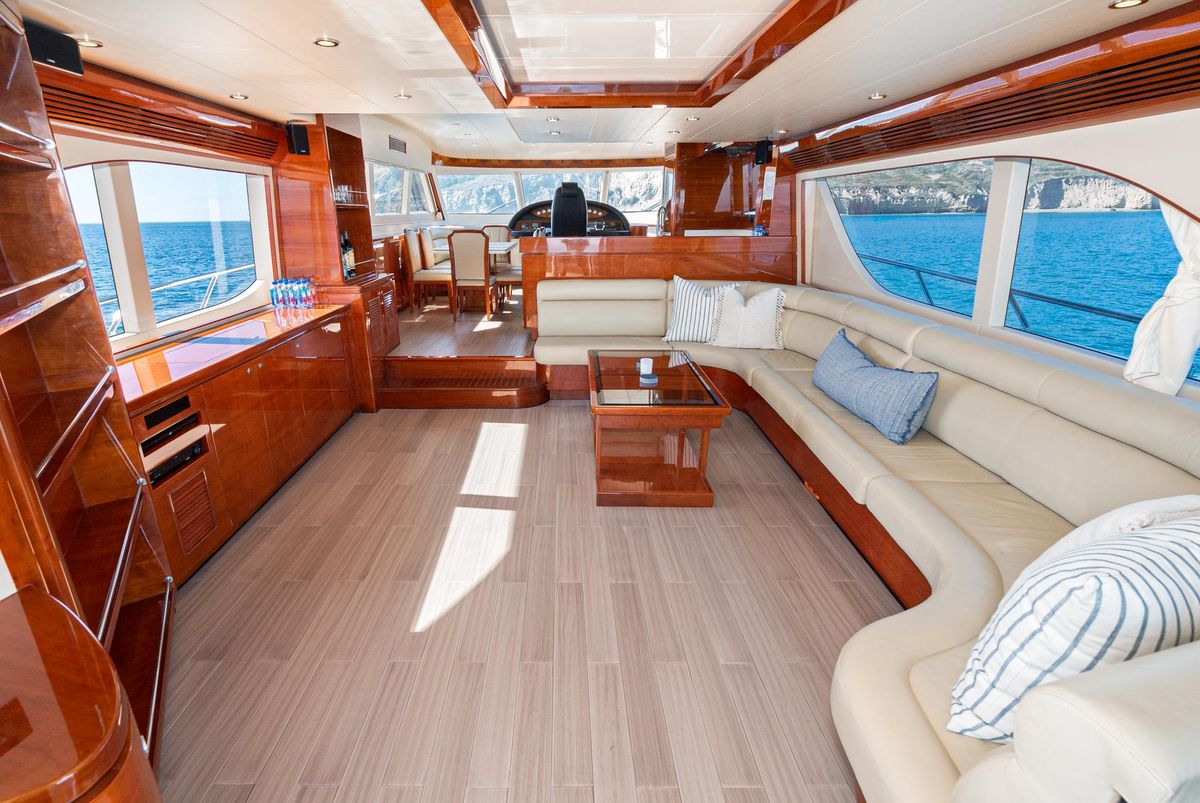 2023 Massimo Marine 72 