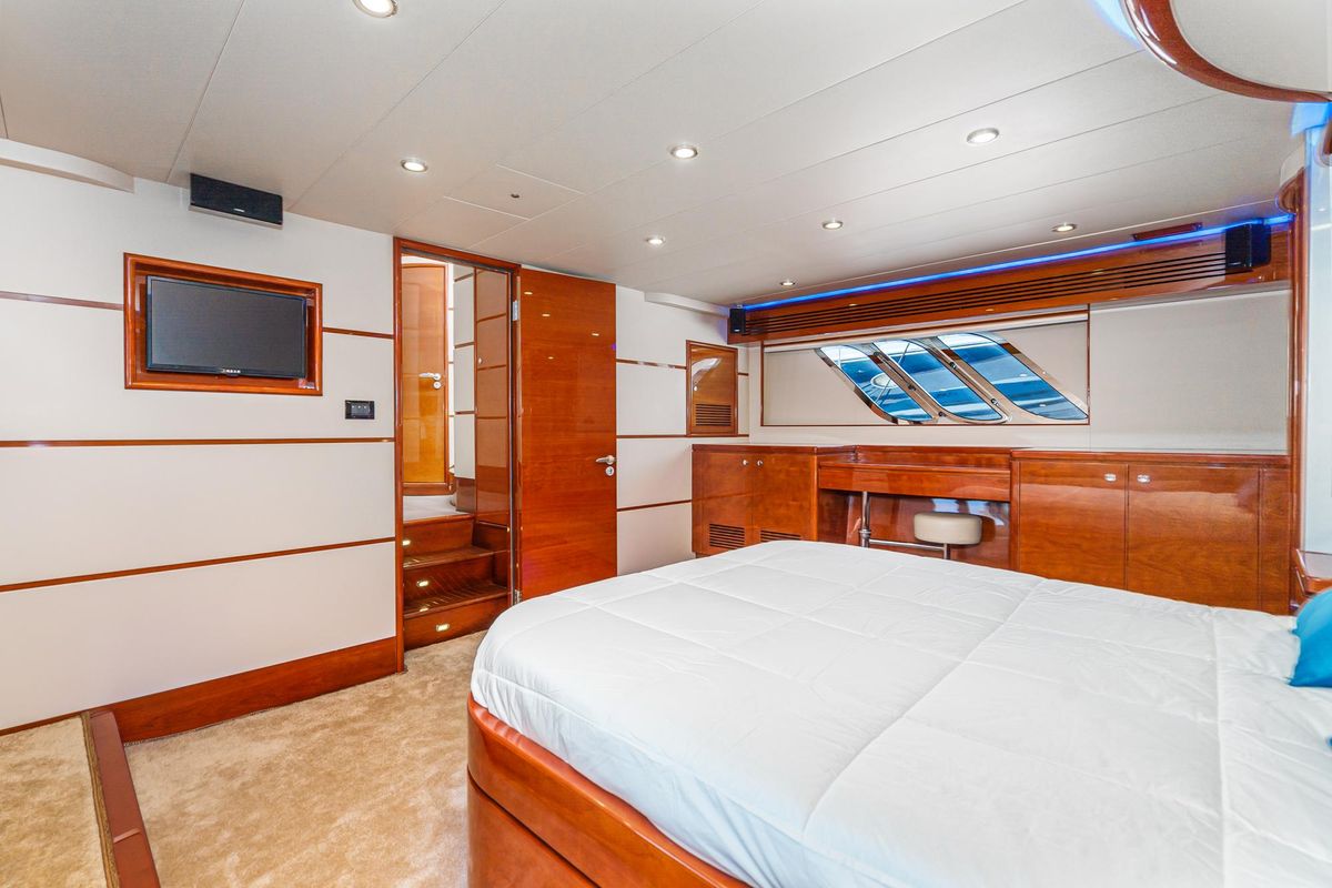 2023 Massimo Marine 72 