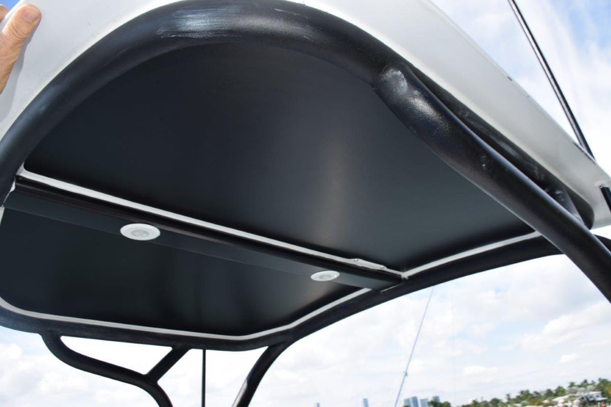 2005 Hatteras 60 