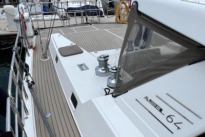 Yacht