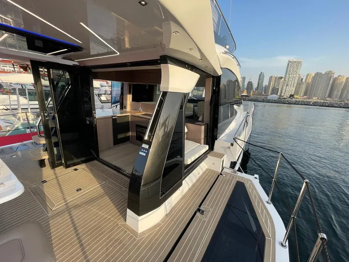  Yacht Photos Pics Galeon 480 Fly
