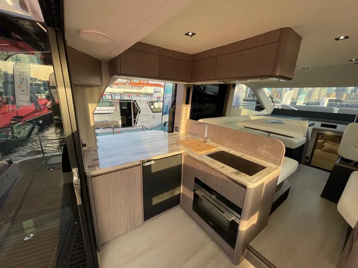  Yacht Photos Pics Galeon 480 Fly