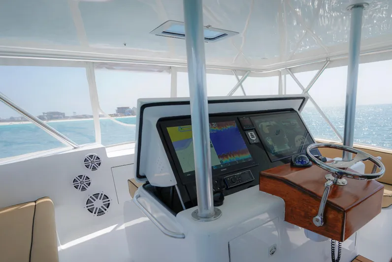 Big Enos Yacht Photos Pics 