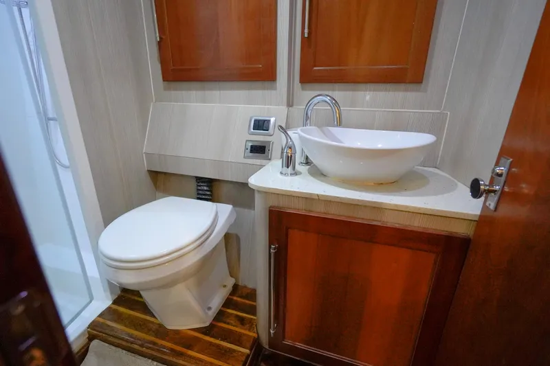 Big Enos Yacht Photos Pics 