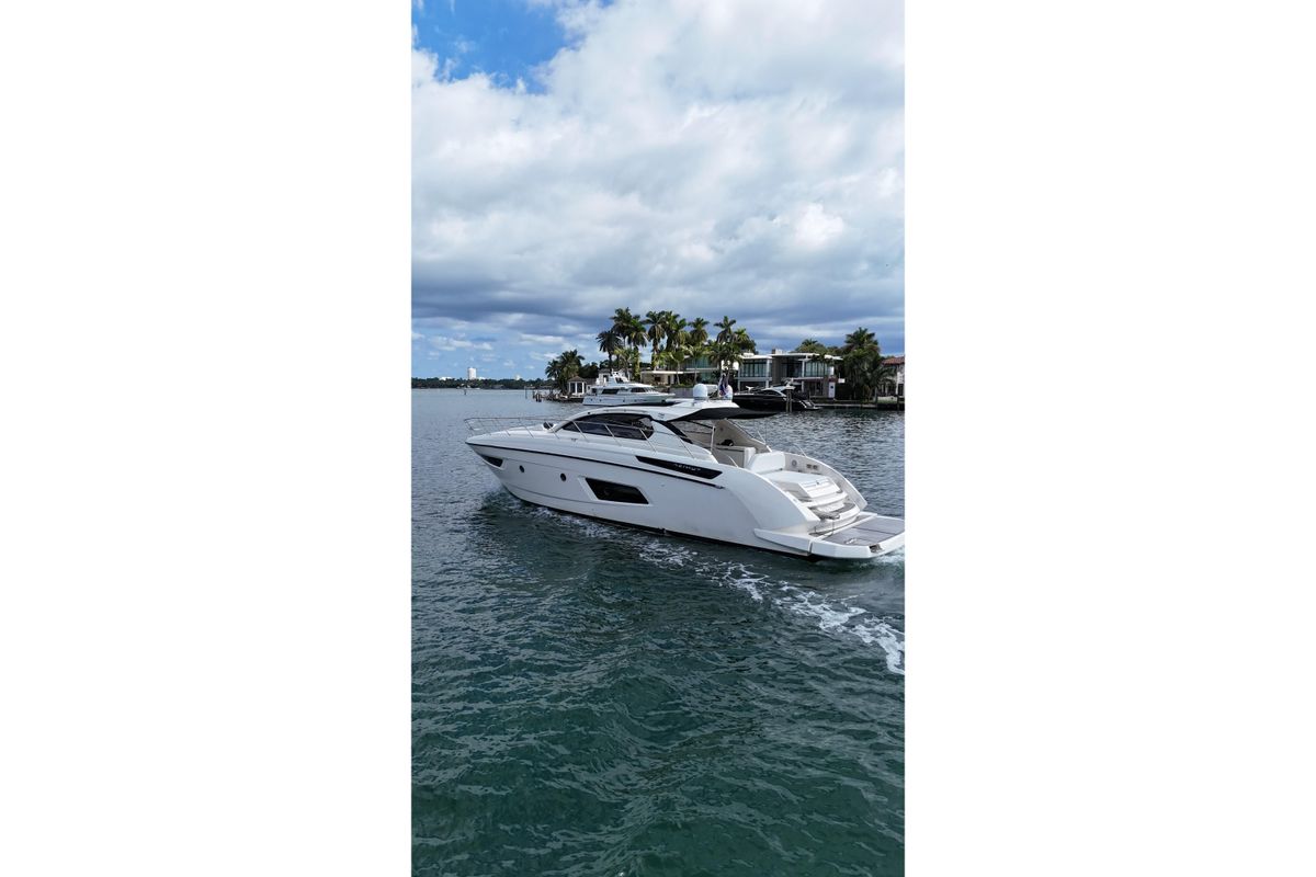 2014 Azimut 48 