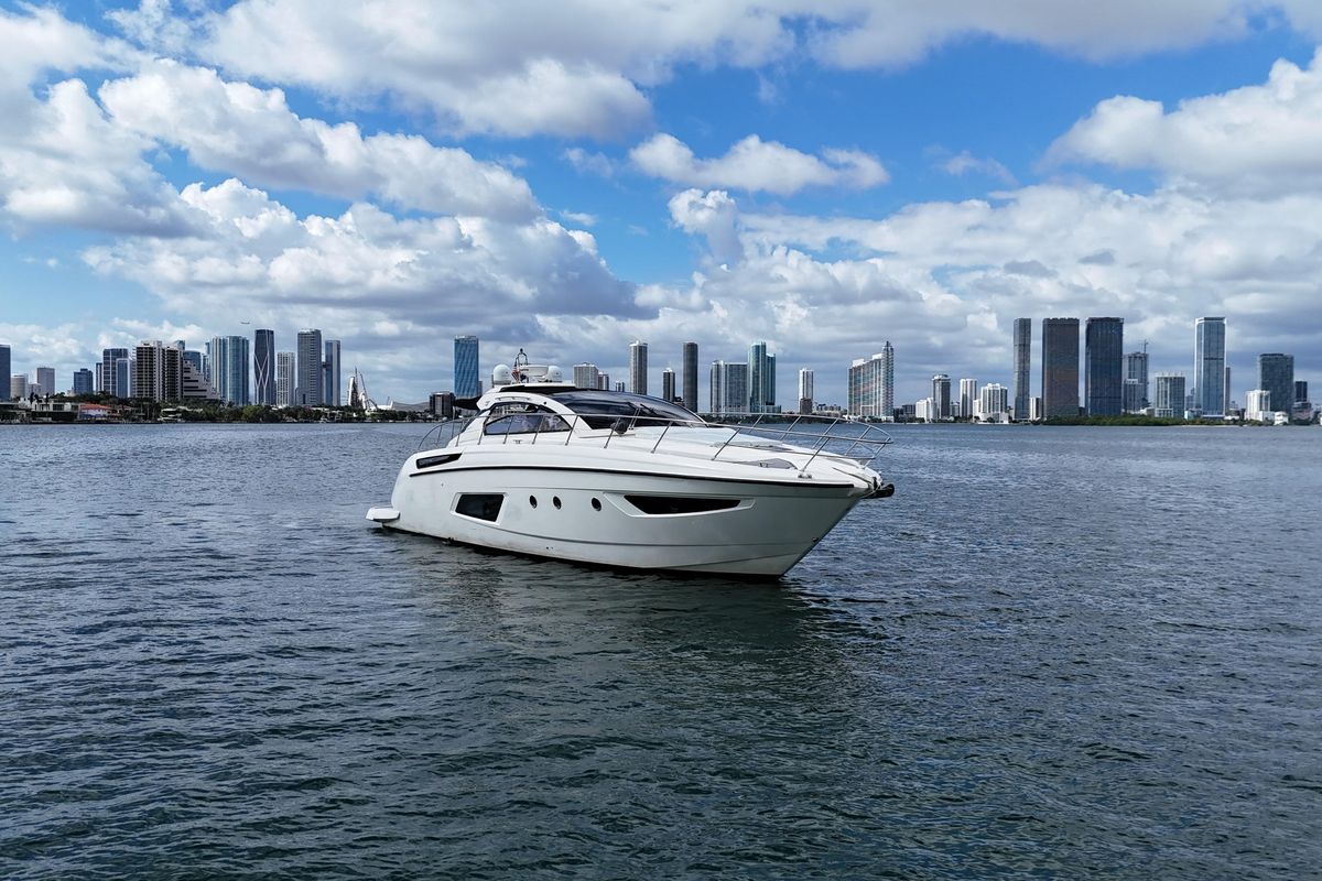 2014 Azimut 48 