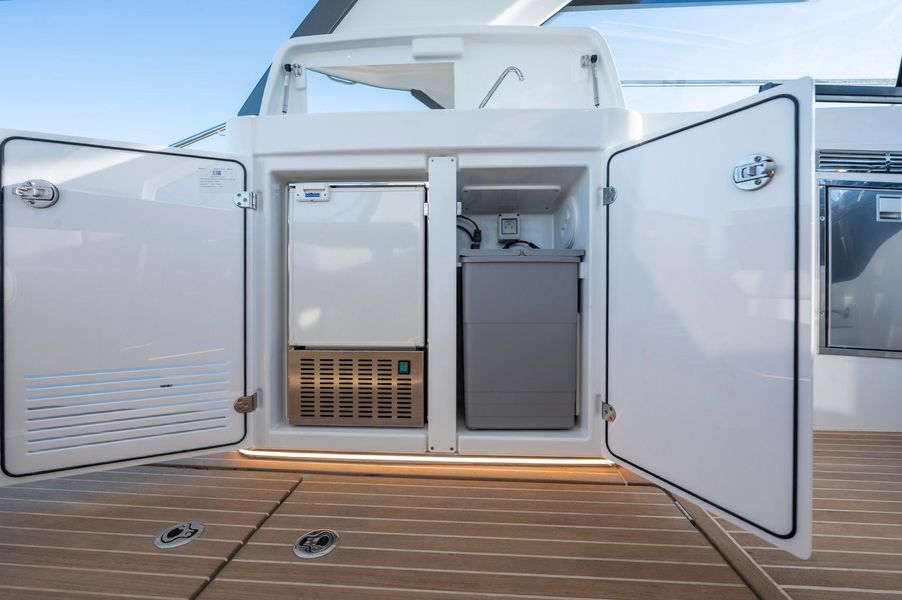 2023 Beneteau Gran Turismo 41