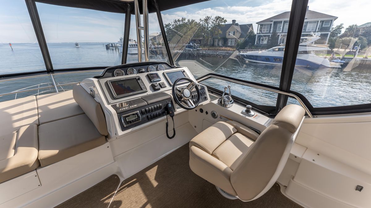 2016 Sea Ray 51 