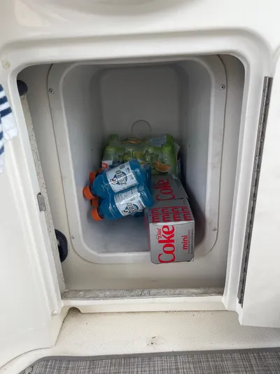  Yacht Photos Pics Beverage cooler on 2007 Sea Ray 380 Sundancer with drinks.