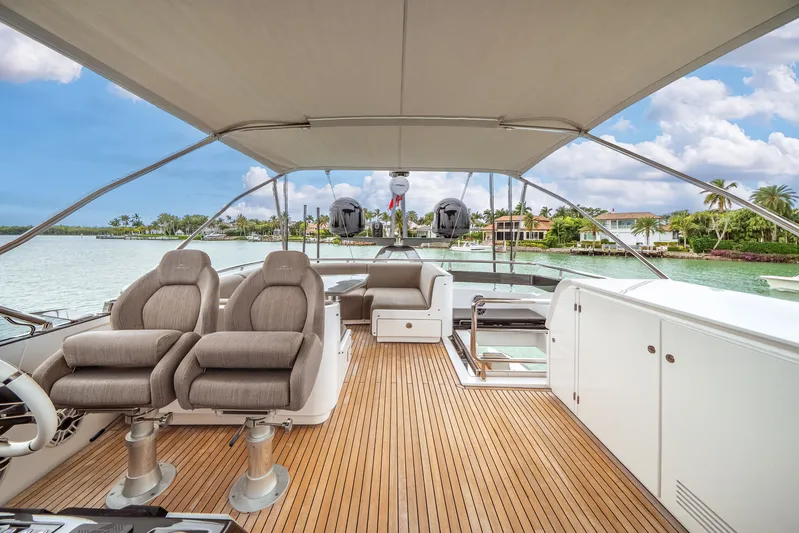 Partnership IV Yacht Photos Pics 