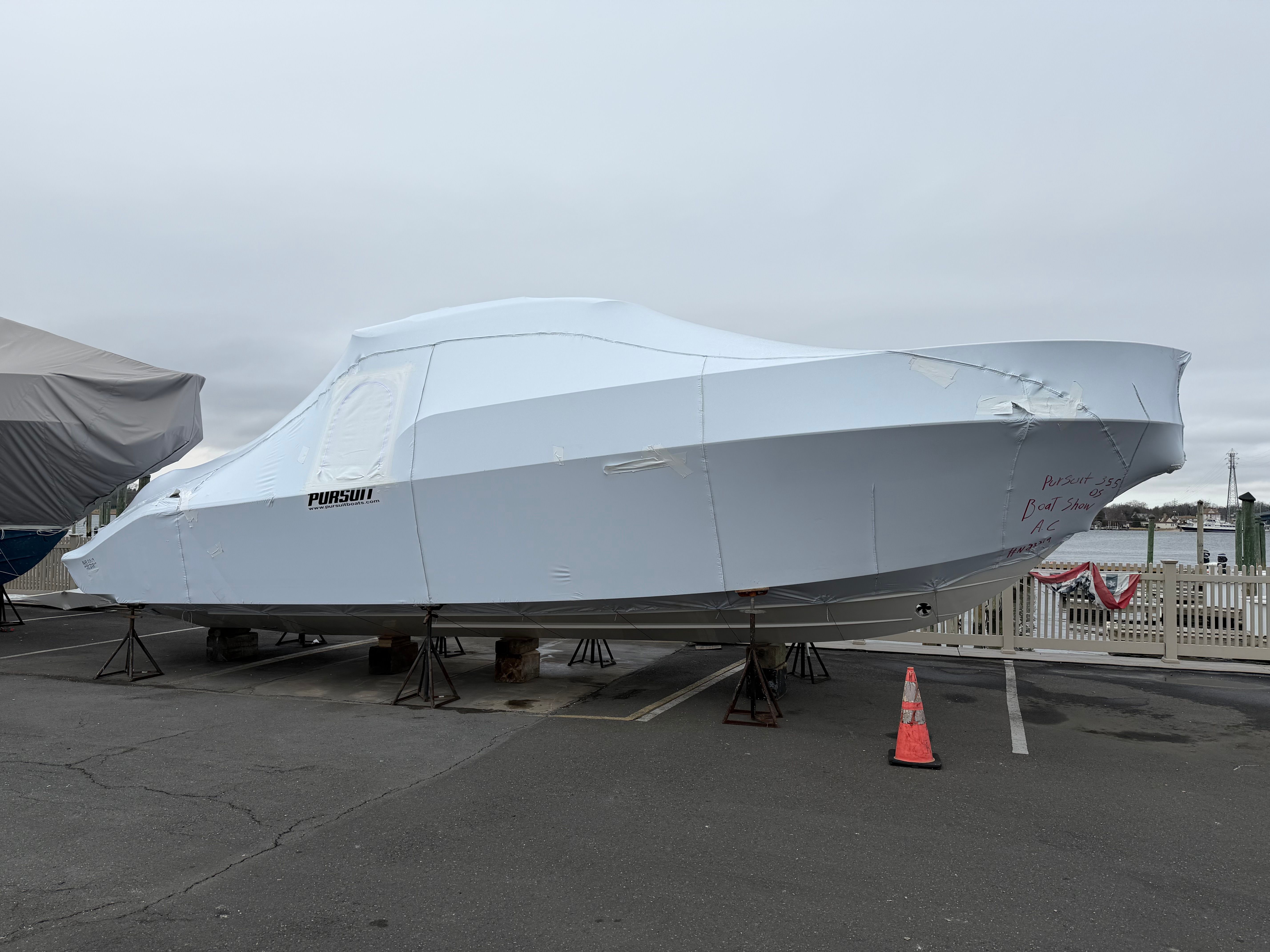 2026 PURSUIT 355 OS - Image 4