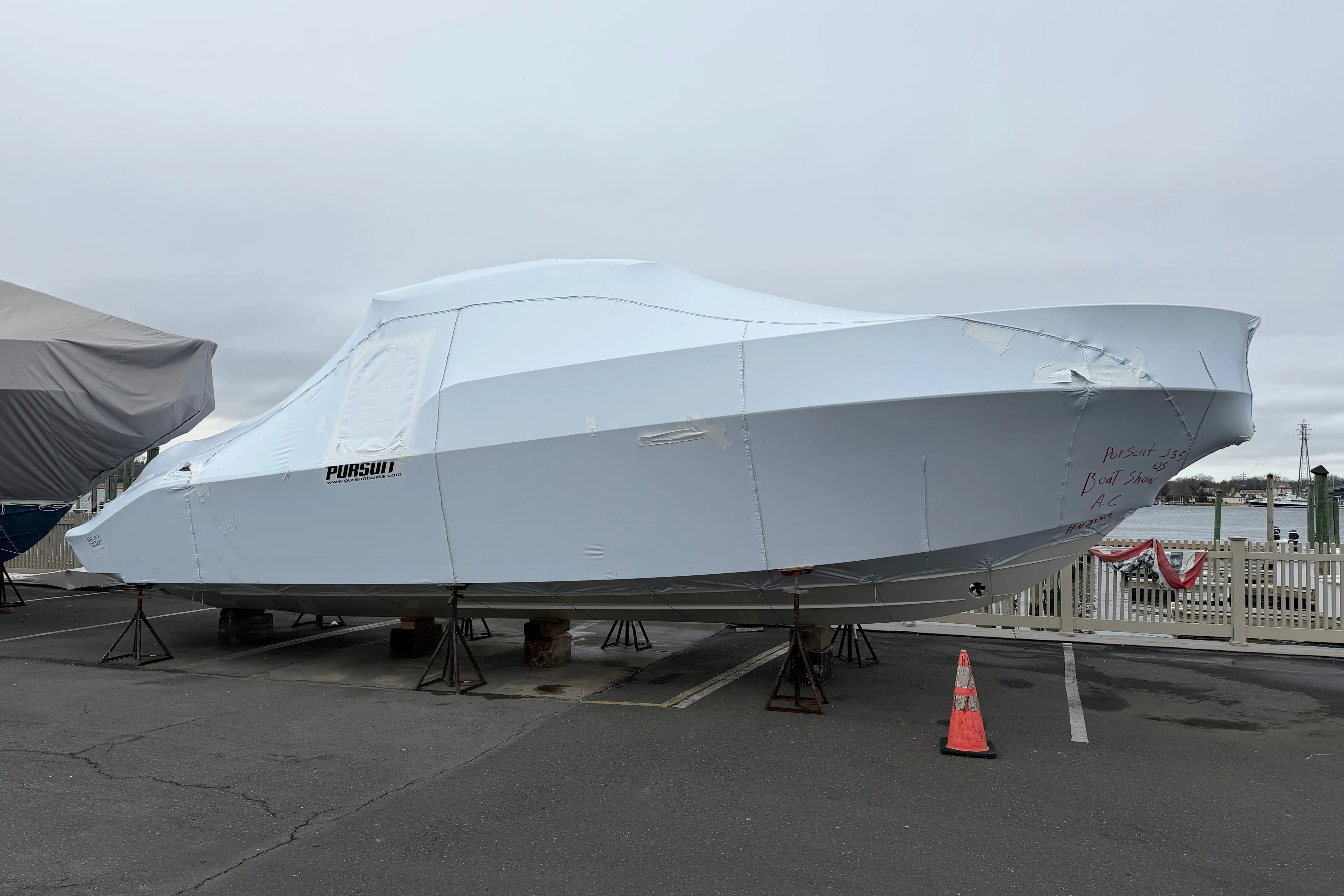 2026 PURSUIT 355 OS - Image 4