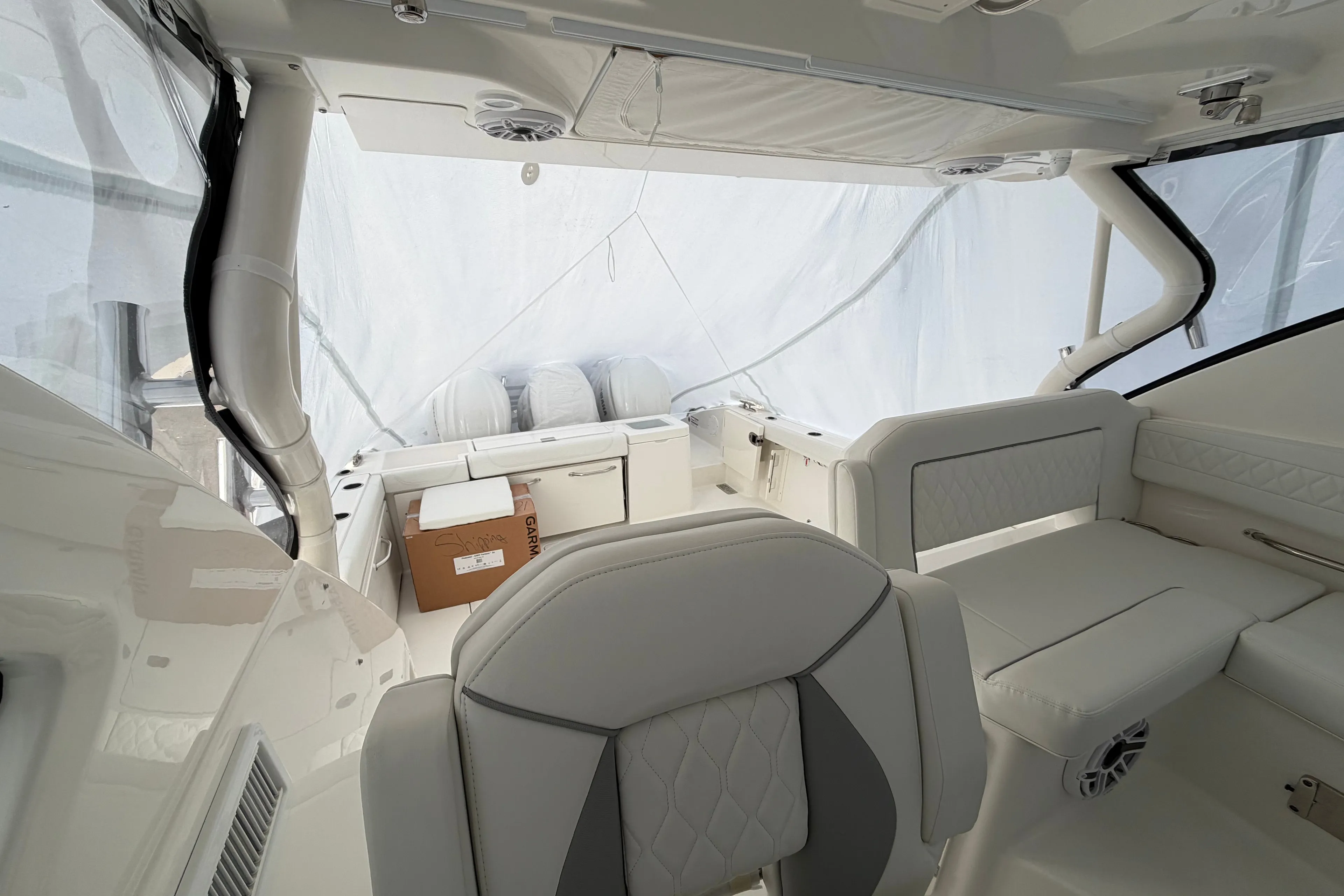 2026 PURSUIT 355 OS - Image 7