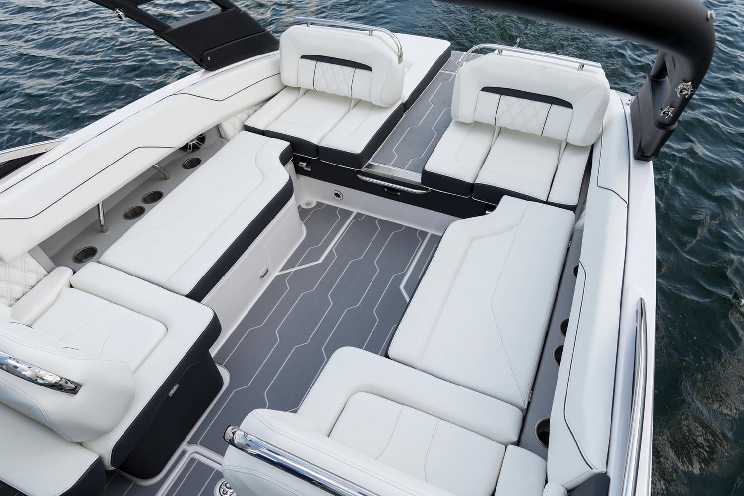 2025 Regal LS4 Bowrider for sale YachtWorld