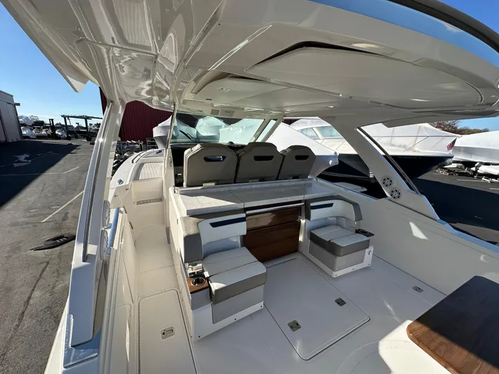 Lady Morgan Yacht Photos Pics 