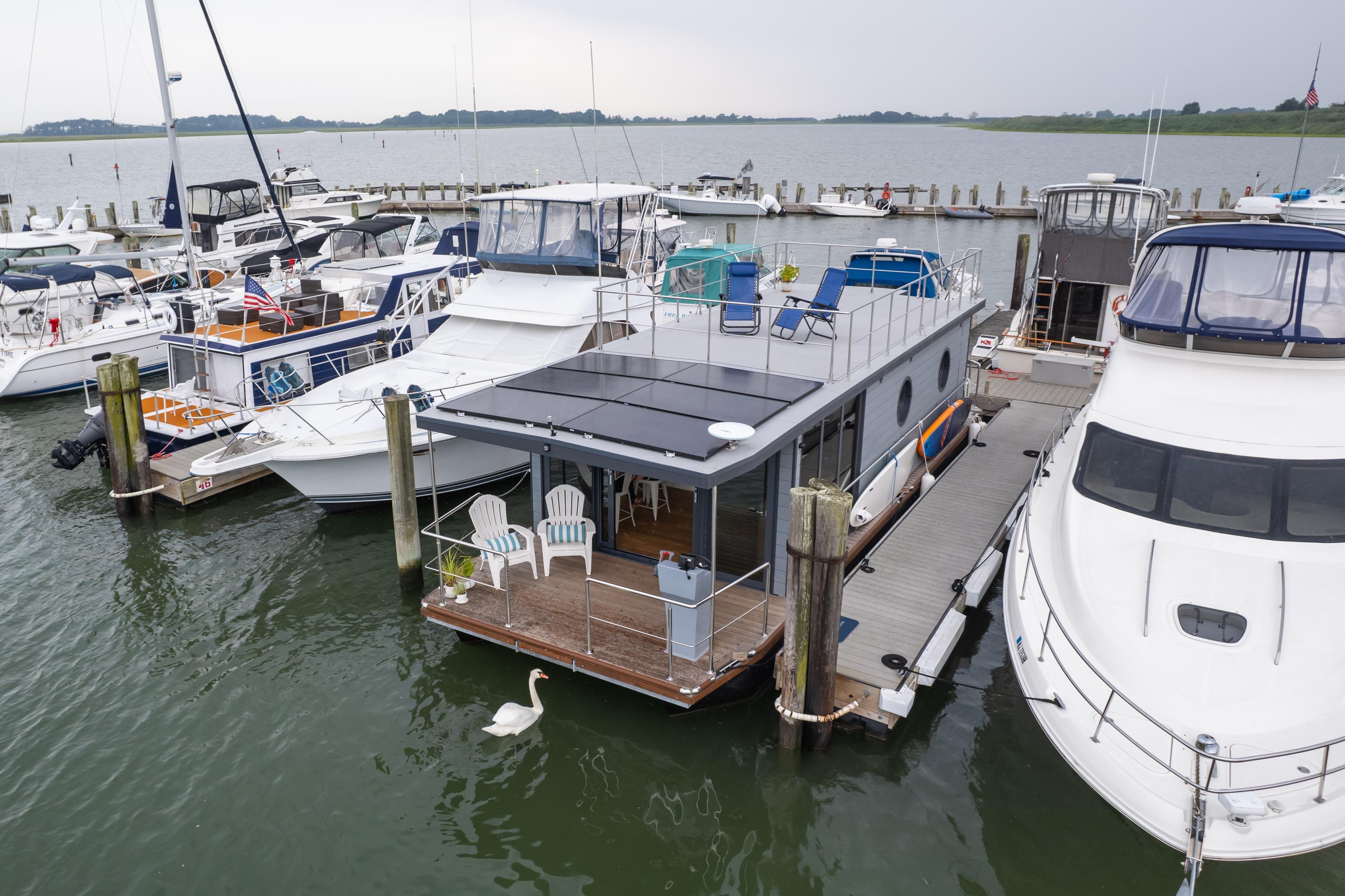 Waterlodge Apart L Long