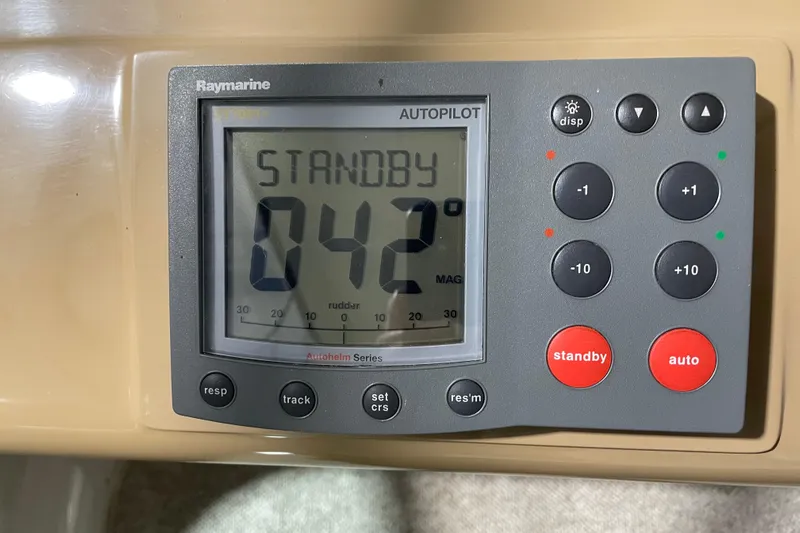  Yacht Photos Pics Raymarine autopilot display on 2004 Carver 460 Voyager, showing standby mode at 042 degrees.