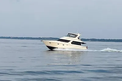 Carver 460 Voyager