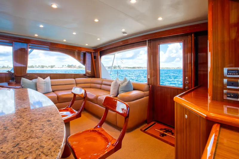 Mezzo II Yacht Photos Pics 