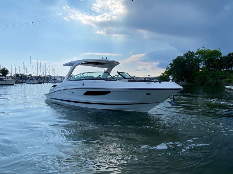 2016 Sea Ray 350 SLX