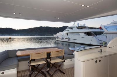 Yacht