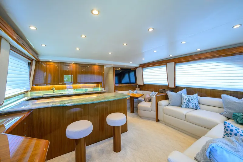 Day Sea Yacht Photos Pics 2008 Viking 54 Convertible - Salon Seating and Galley