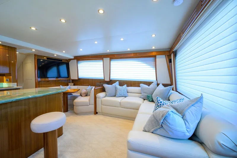 Day Sea Yacht Photos Pics 2008 Viking 54 Convertible - Salon Seating and Galley