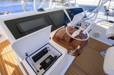 Yacht