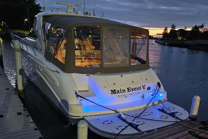 Main Event Yacht Photos Pics 