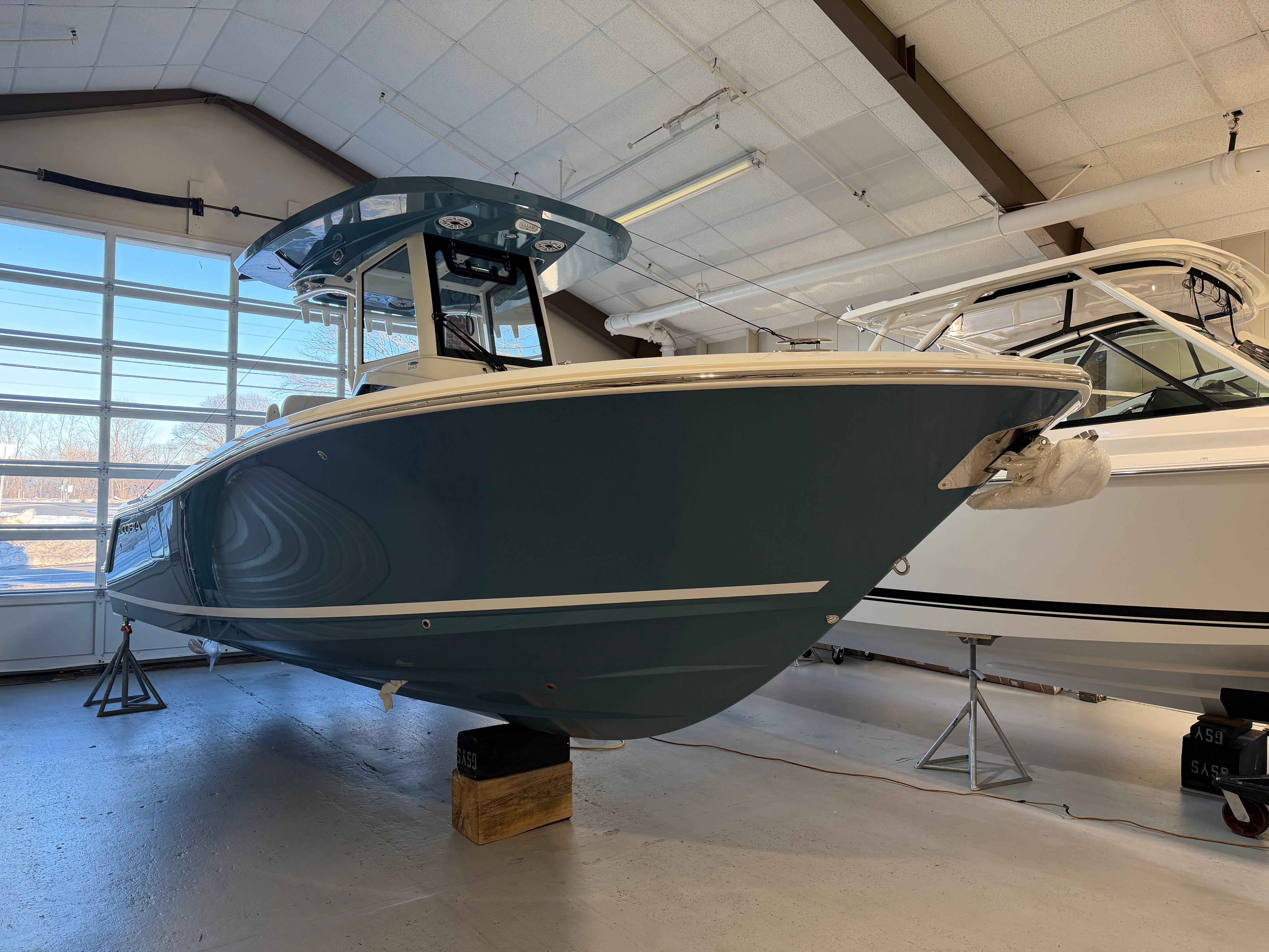 2026 COBIA 245 CC - Image 1