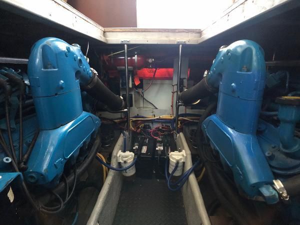 2005 Silverton 34 Convertible