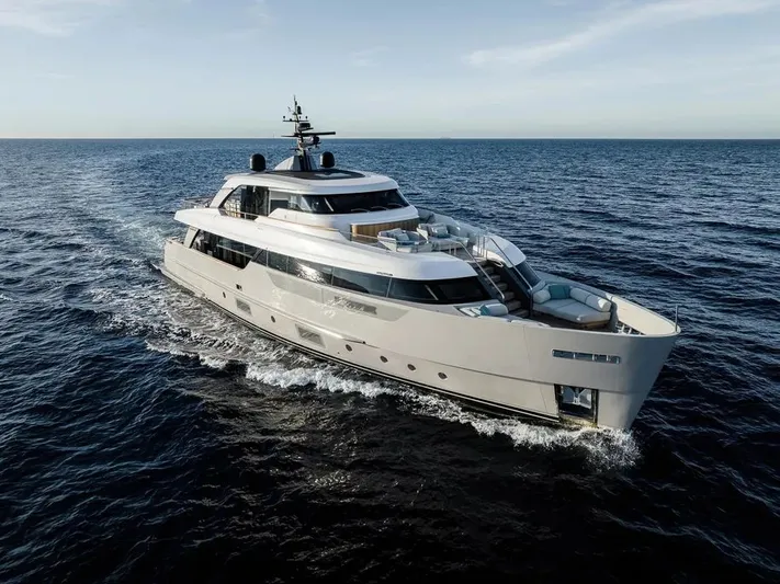 Sd96 Yacht Photos Pics 