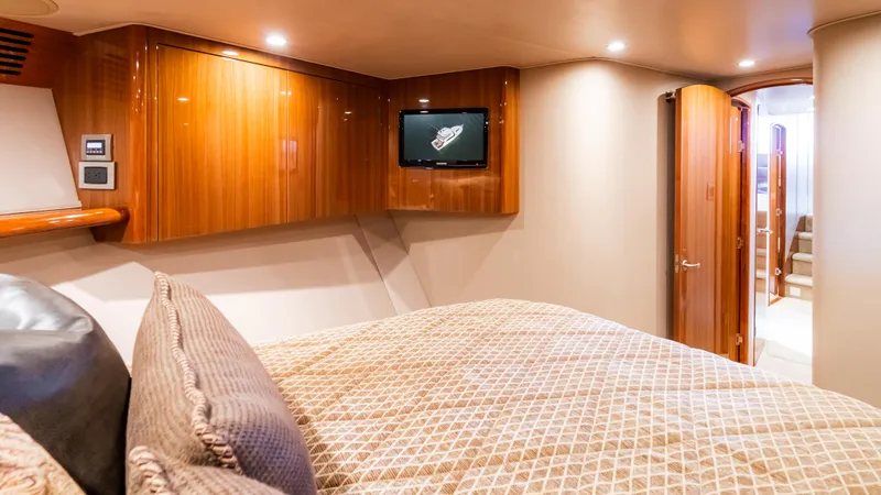 Just One More Yacht Photos Pics 