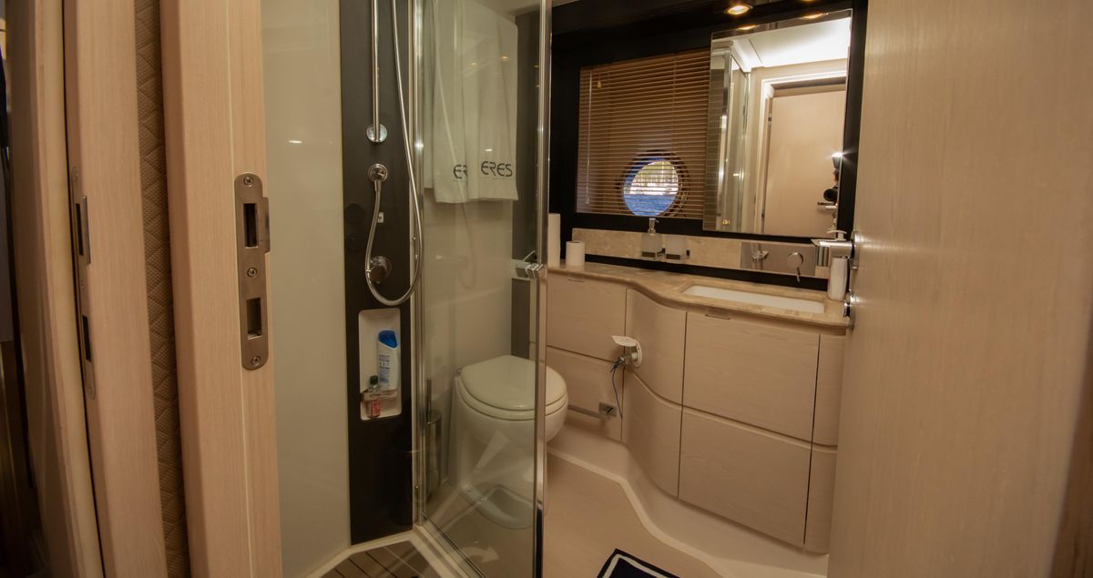 2017 Azimut 68 