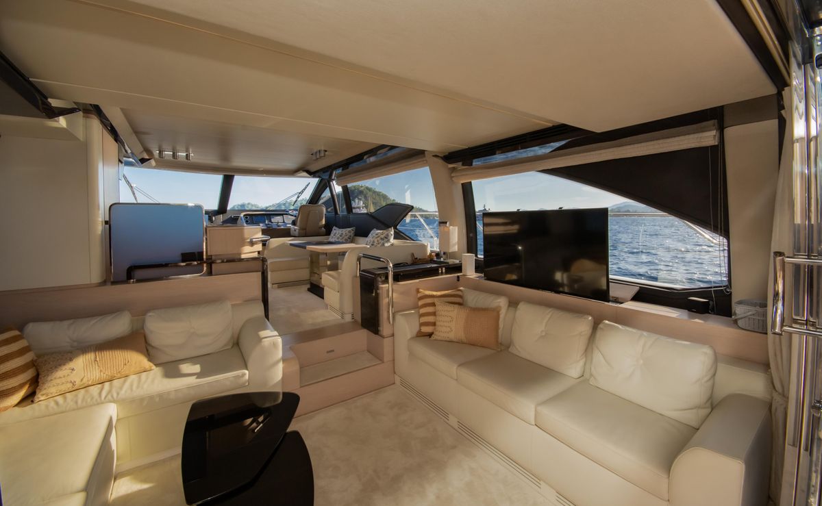 2017 Azimut 68 