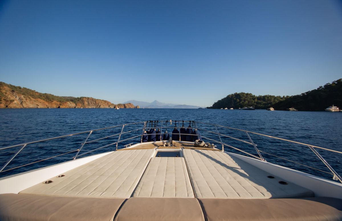 2017 Azimut 68 