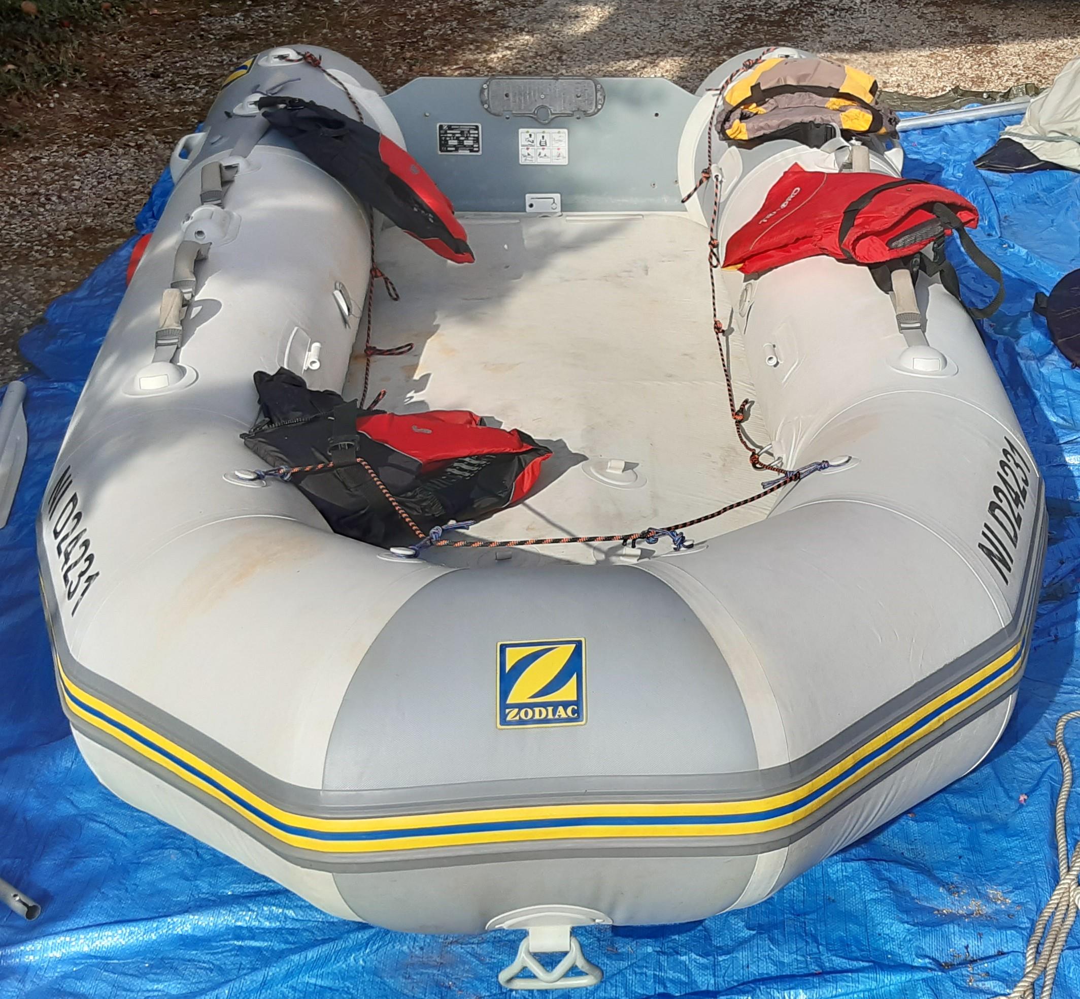 2005 Zodiac Cadet Fastroller ACTI-V 340