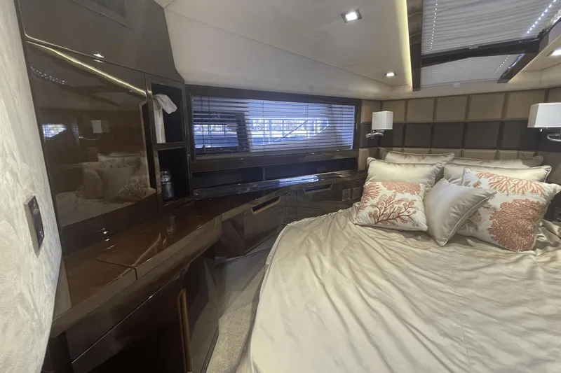 Keep Paddlin' Yacht Photos Pics 