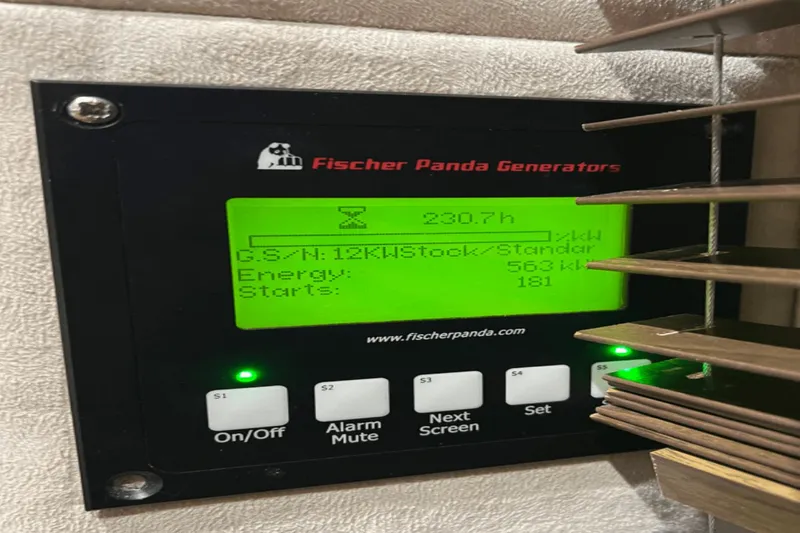 Keep Paddlin' Yacht Photos Pics 