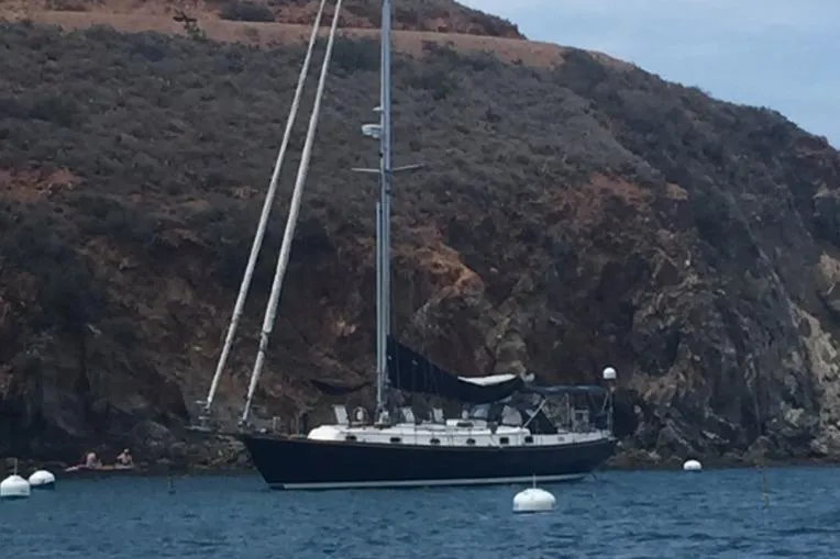 Boundless Yacht Photos Pics 