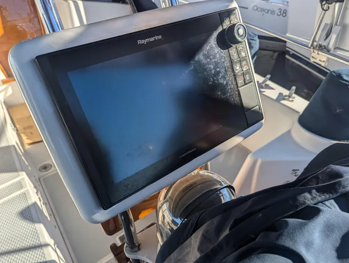 Boundless Yacht Photos Pics 