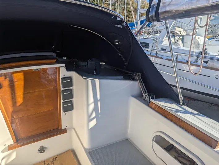 Boundless Yacht Photos Pics 