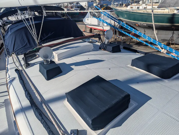 Boundless Yacht Photos Pics 